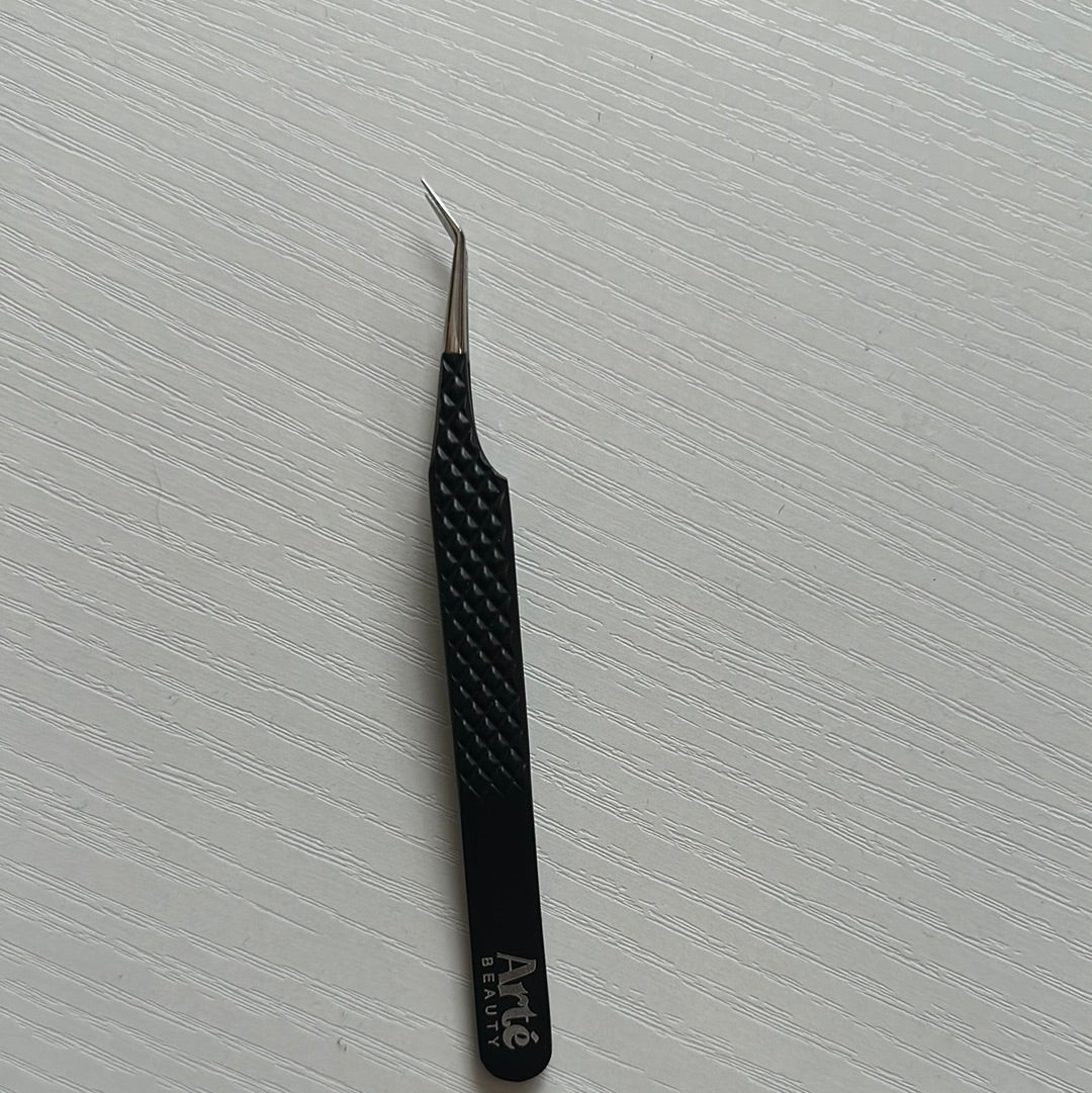 Milani (Isolation tweezer)