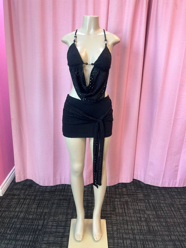 Cleo (mini dress open back)