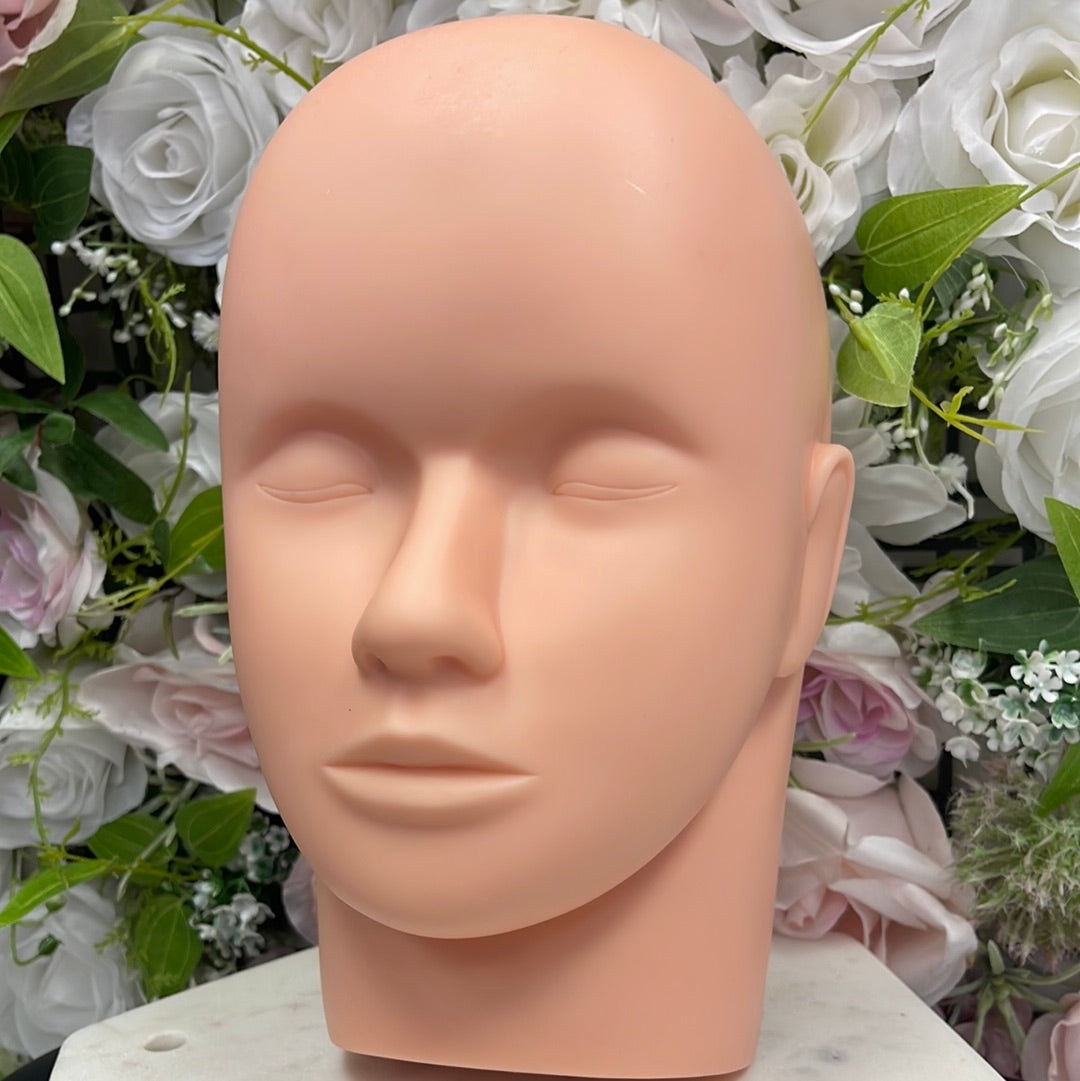 Mannequin head